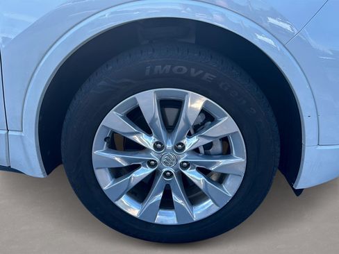 Used 2017 Buick Envision Essence FWD image 3