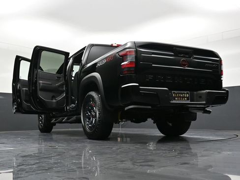 New 2026 Nissan Frontier PRO-4X w/ Tow Package AWD/4WD image 39