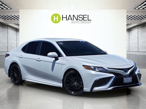 Used 2023 Toyota Camry XSE w/ Navigation Package FWD image 1
