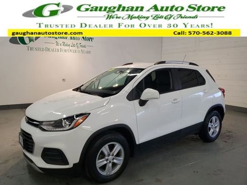 Used 2021 Chevrolet Trax LT w/ Driver Confidence Package image 1