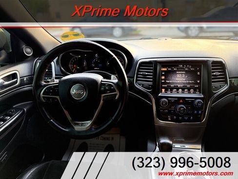 Used 2017 Jeep Grand Cherokee Trailhawk AWD/4WD image 29