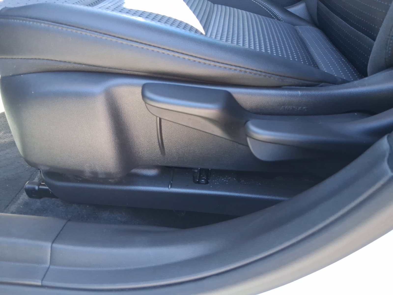 Used 2024 Chevrolet Trax LT w/ Driver Confidence Package FWD image 7