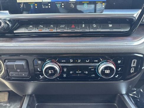 Certified 2023 GMC Sierra 1500 SLT w/ SLT Premium Package image 26