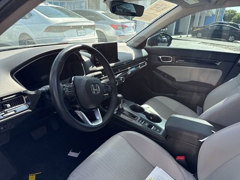 Used 2024 Honda Civic Touring image 8