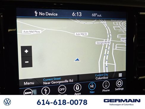 Used 2018 Chrysler Pacifica Limited w/ Tire & Wheel Group FWD image 33