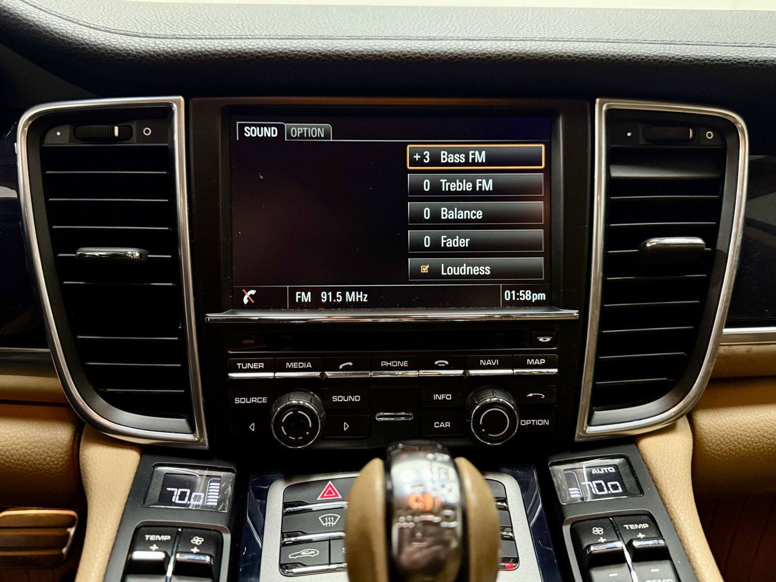 Used 2015 Porsche Panamera 4S AWD/4WD image 27