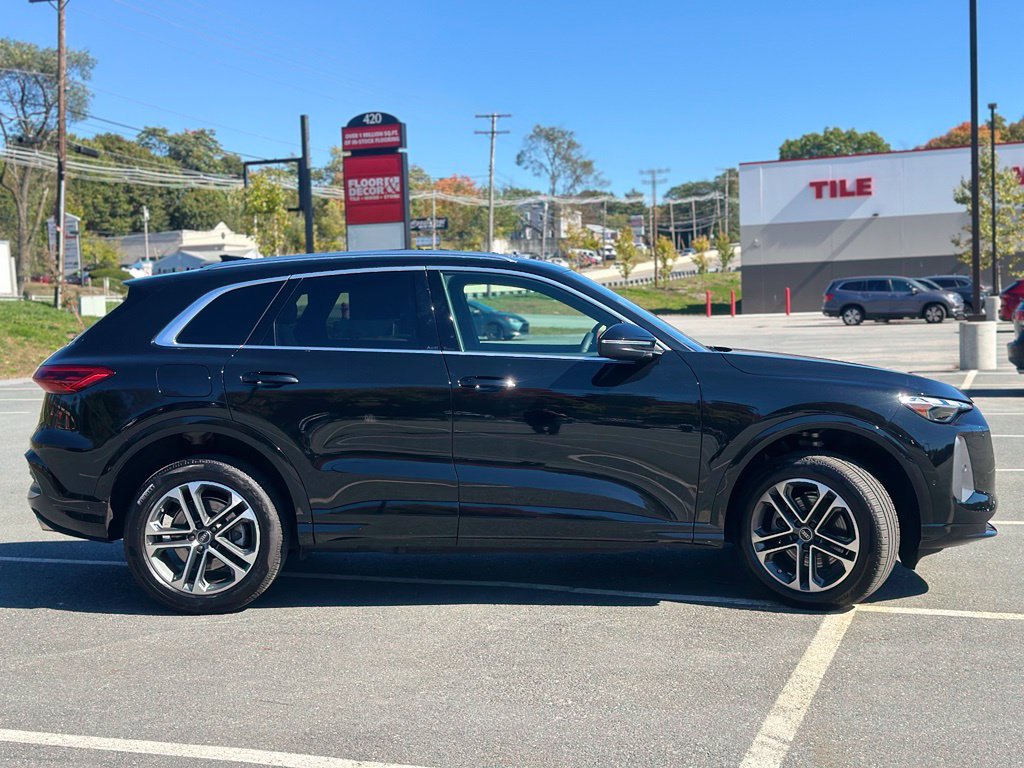 Used 2025 Audi Q5 Premium w/ Convenience Package AWD/4WD image 8