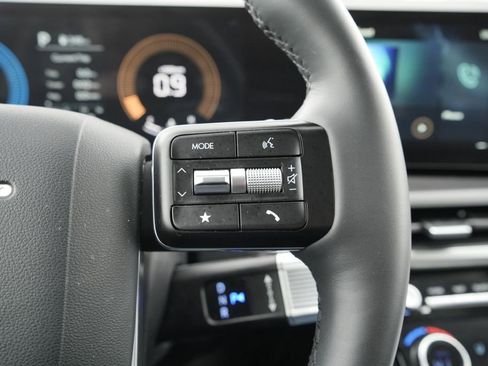 Certified 2026 Hyundai Santa Fe SEL image 31