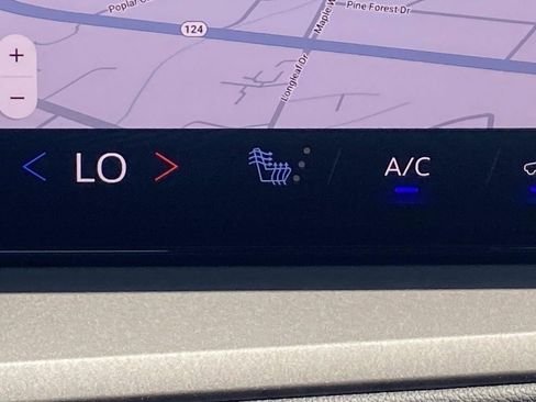 New 2026 Chevrolet Traverse LT w/ LPO, Floor Liner Package image 21