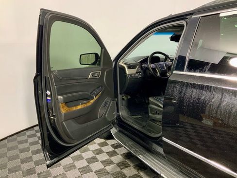 Used 2015 GMC Yukon XL Denali w/ Open Road Package image 19