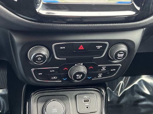 Used 2020 Jeep Compass Limited w/ Luxury Seat Group image 20