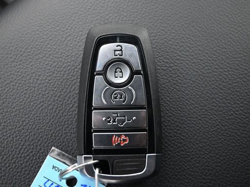 New 2026 Ford F250 Lariat w/ Lariat Ultimate Package image 37