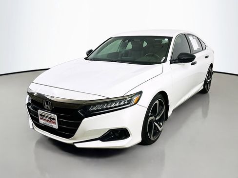 Used 2022 Honda Accord Sport image 3