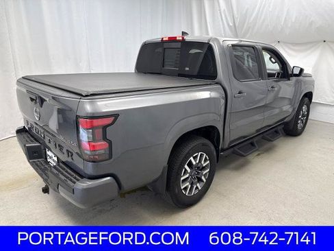 Used 2024 Nissan Frontier SL w/ Technology Package AWD/4WD image 3