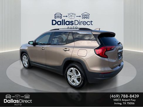 Used 2018 GMC Terrain SLE w/ Driver Convenience Package FWD image 8