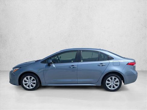 Used 2023 Toyota Corolla LE w/ Carpet Mat Package (TMS) FWD image 9