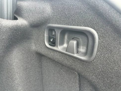 Used 2026 Mercedes-Benz C 300 4MATIC Sedan image 33