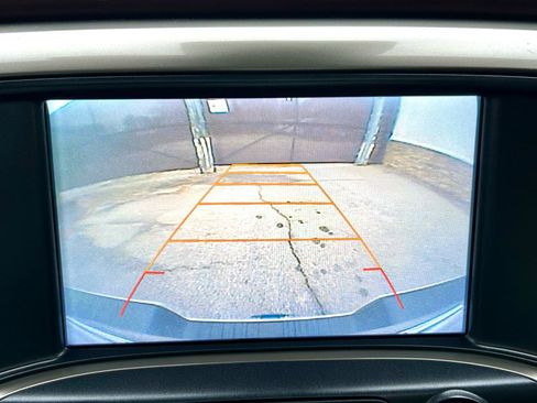 Used 2017 Chevrolet Silverado 1500 High Country image 28