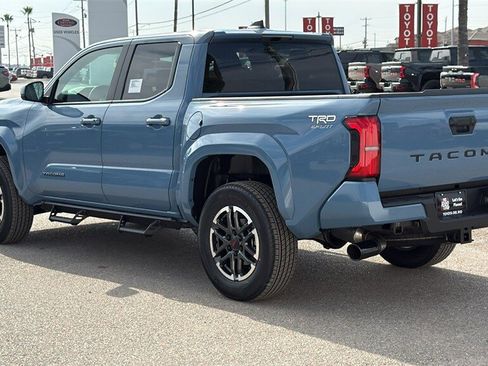 New 2026 Toyota Tacoma TRD Sport image 4