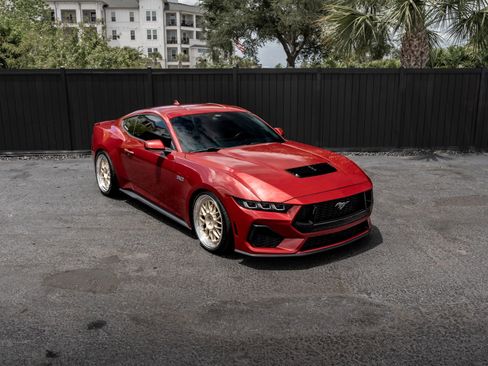 Used 2024 Ford Mustang GT Premium RWD image 25