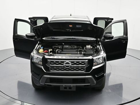 Used 2022 Nissan Frontier SV w/ Technology Package image 44
