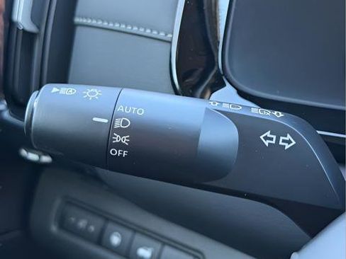 New 2026 Nissan Pathfinder SV AWD/4WD image 24
