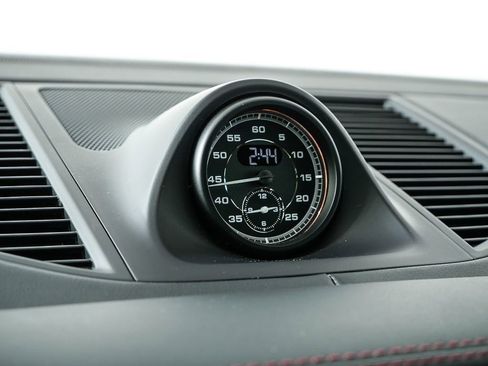Certified 2023 Porsche Macan GTS AWD/4WD image 13