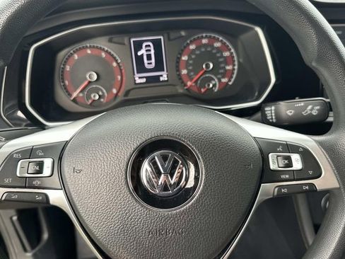 Used 2021 Volkswagen Jetta SE image 21