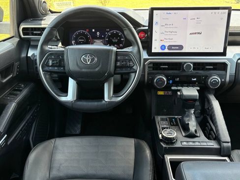 Certified 2025 Toyota 4Runner TRD Off-Road Premium AWD/4WD image 10
