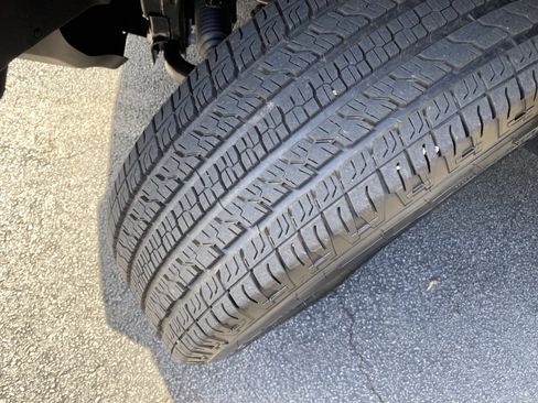 Used 2026 Chevrolet Colorado LT image 12