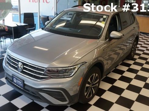 Certified 2024 Volkswagen Tiguan S image 3