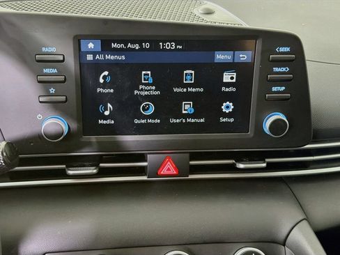 Used 2026 Hyundai Elantra SE FWD image 34