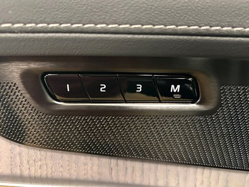 New 2026 Volvo XC90 B6 Ultra w/ Protection Package AWD/4WD image 34