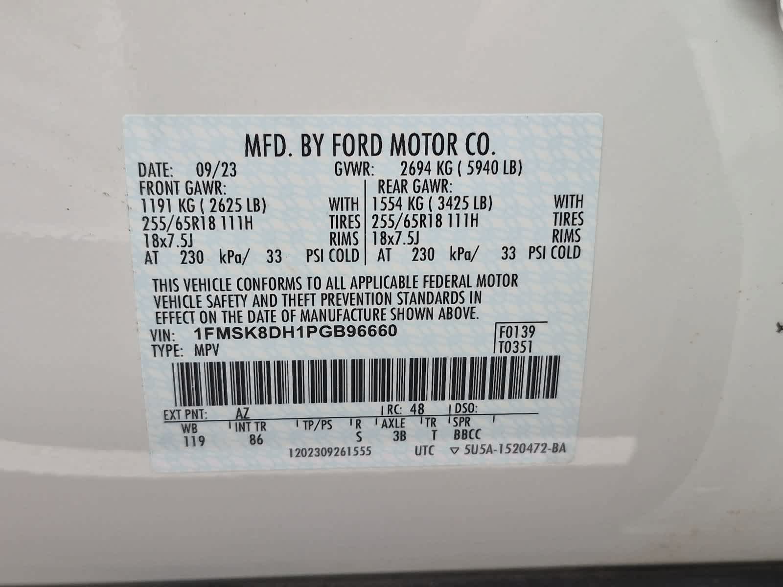 Used 2023 Ford Explorer XLT AWD/4WD image 35