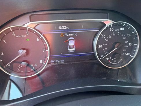 Used 2025 Nissan Altima 2.5 SV FWD image 8