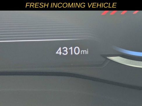 Used 2025 Genesis G70 3.3T Advanced w/ Sport Prestige Package RWD image 26