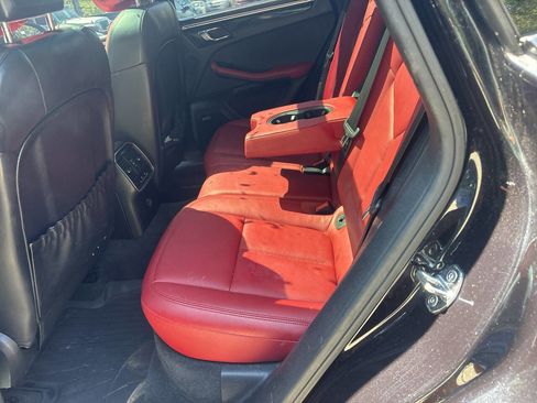 Used 2017 Porsche Macan image 15