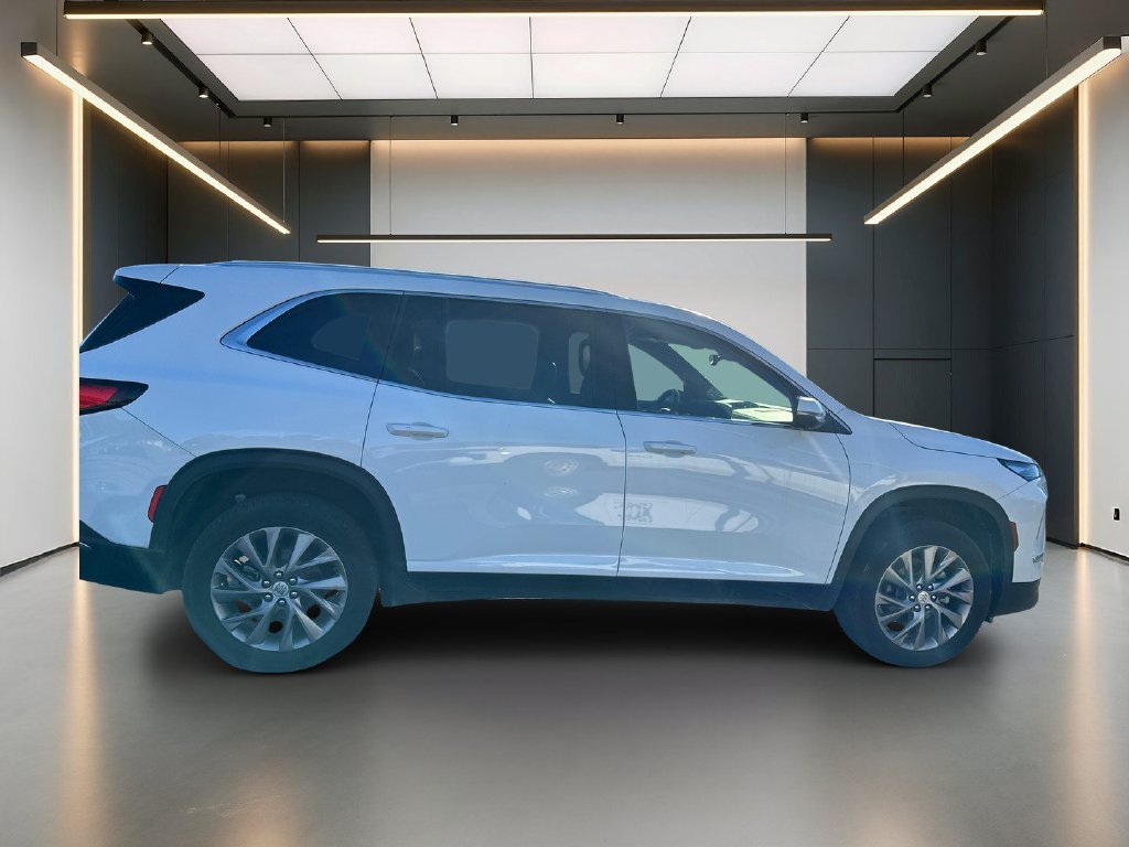 Used 2025 Buick Enclave Preferred AWD/4WD image 7