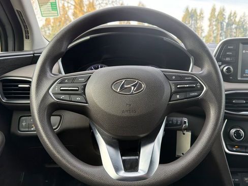 Used 2019 Hyundai Santa Fe SE image 20