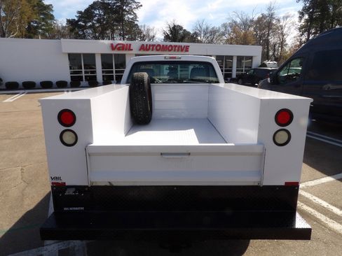 Used 2015 Ford F250 XL image 3