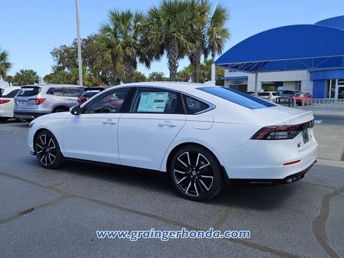 New 2026 Honda Accord Touring image 3