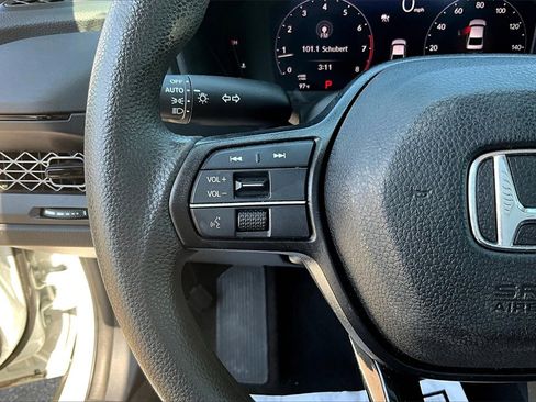 Used 2023 Honda Accord LX image 10