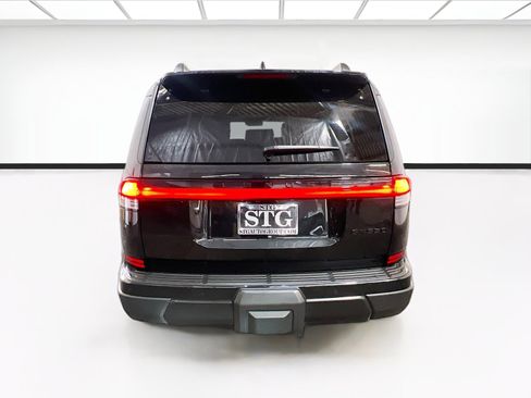 Used 2024 Lexus GX 550 AWD/4WD image 5