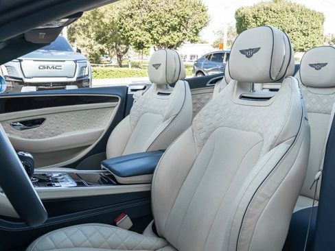 Used 2022 Bentley Continental GT image 14