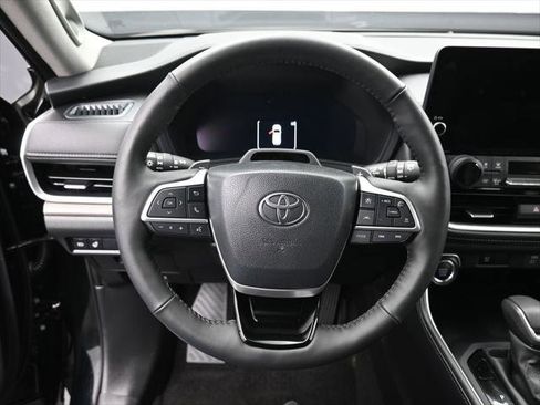Certified 2026 Toyota Grand Highlander AWD image 18