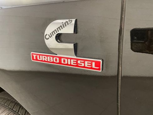 Certified 2025 RAM 2500 Laramie AWD/4WD image 9