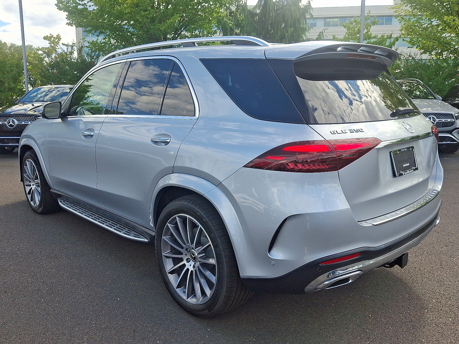 New 2026 Mercedes-Benz GLE 350 4MATIC image 4