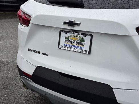 Used 2021 Chevrolet Blazer LT w/ Midnight/Sport Edition image 16