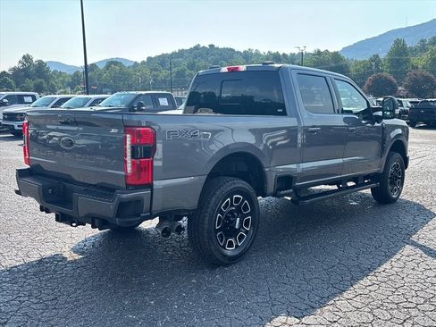 Used 2024 Ford F250 Lariat w/ Lariat Ultimate Package AWD/4WD image 8