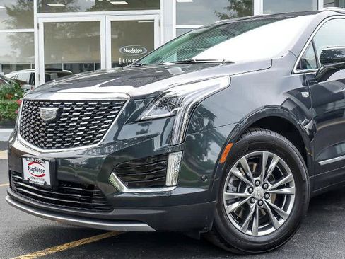 Used 2023 Cadillac XT5 Premium Luxury w/ Technology Package AWD/4WD image 2